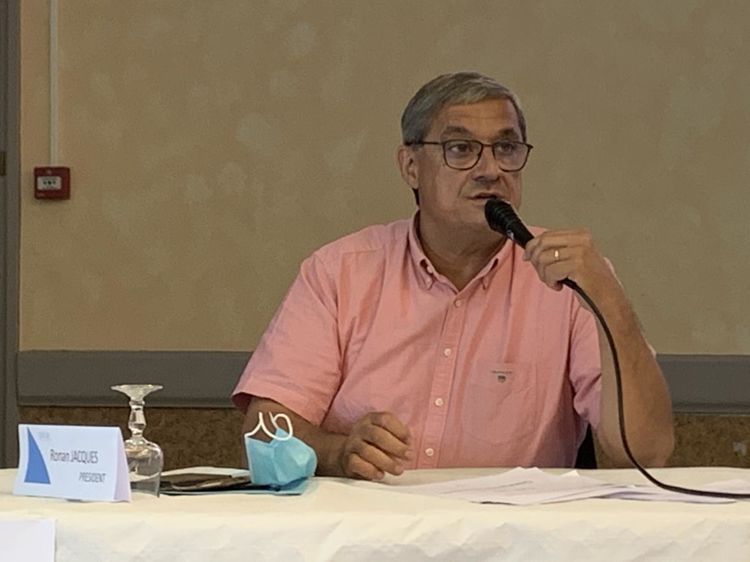 
						Débat. Ronan Jacques 
							© P. Le Cann